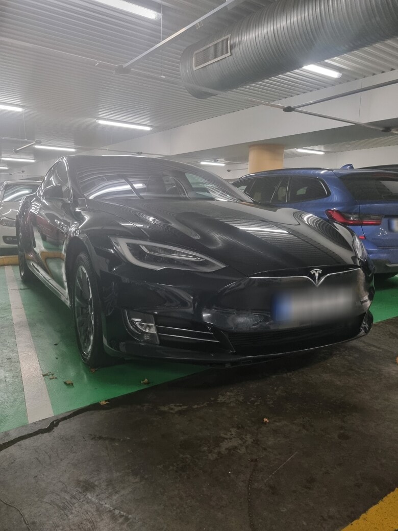 Tesla Model S 75D 2018